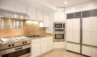 7025 CHESAPEAKE HARBOUR Dr 18B, Annapolis, MD 21403