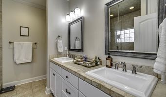 216 Emerald Cir, Brandon, MS 39047