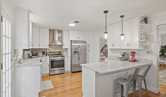 4534 LA SALLE Ave, Alexandria, VA 22304