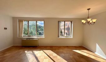 3000 SPOUT RUN Pkwy D404, Arlington, VA 22201
