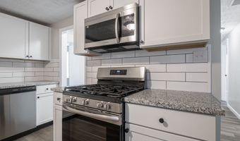 4690 N Sadlier Dr, Indianapolis, IN 46226