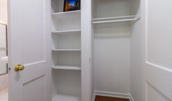 4029 BENTON St NW #201, Washington, DC 20007