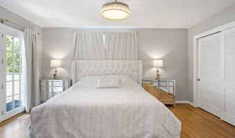 2606 N QUINCY St, Arlington, VA 22207