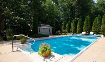 14469 Riverside Dr, Ashland, VA 23005