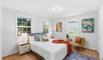 9223 ADELAIDE Dr, Bethesda, MD 20817