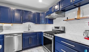 306 E Maple St, Beresford, SD 57004