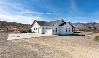 53 Black Hawk Dr, Carmen, ID 83462