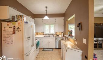 606 S Harriet St, Algona, IA 50511