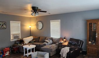 6372 N Yellowstone Trl, Allenton, WI 53002