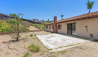 2922 Alamitos, Escondido, CA 92027