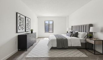 4500 S FOUR MILE RUN Dr 220, Arlington, VA 22204