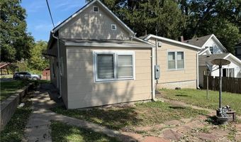 924 Kearney St, Atchison, KS 66002