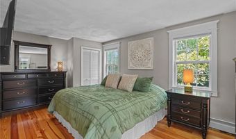 3 Cynthia Rd, Lincoln, RI 02865