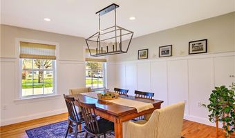 7 Court Ave, Barrington, RI 02806