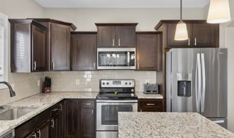 2618 3rd Ave SW, Altoona, IA 50009