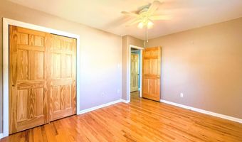 38 Grounds Pl, Albany, NY 12205