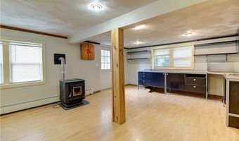 11 Golden Blvd, North Smithfield, RI 02896