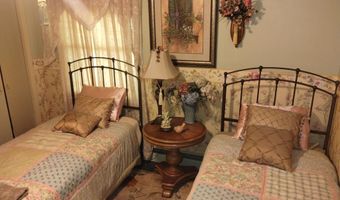 1309 Crestview Dr, Alpena, MI 49707
