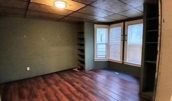 12 Pleasant St, Barre, VT 05641