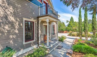 767 Oak St, Ashland, OR 97520