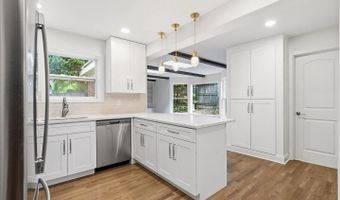 5605 WOOD Way, Bethesda, MD 20816