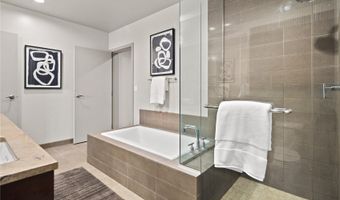 10650 NE 9th Place 1925, Bellevue, WA 98004