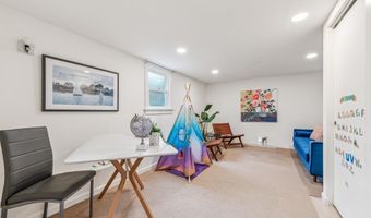 1405 Chestnut St, Alameda, CA 94501
