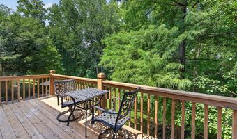 1751 Warmington Ct, Ballwin, MO 63021