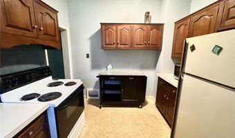 439 E 8th St, Alton, IL 62002