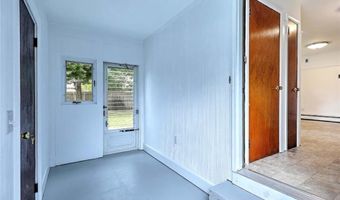 248 Don Ave, East Providence, RI 02916