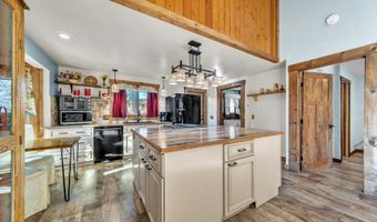 2353 C Addy Gifford Rd, Addy, WA 99101