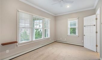 21 Bonnet View Dr, Jamestown, RI 02835