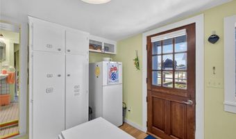 108 4th St SW, Pine Island, MN 55963