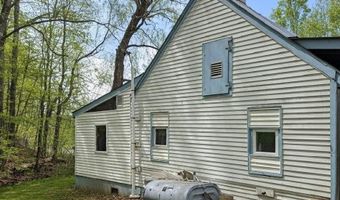 372 River Rd, Avon, ME 04966