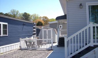 136 SALT SPRAY Dr, Berlin, MD 21811
