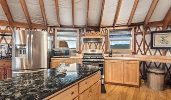 72 E FORK BIG SANDY Rd, Boulder, WY 82923