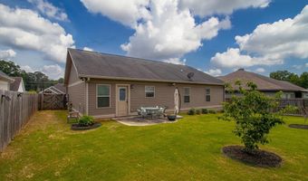 608 Surrey Ln, Benton, AR 72015