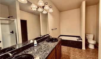 9 Pennine Ln, Bella Vista, AR 72714