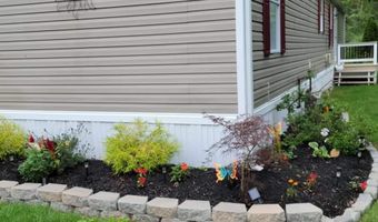 13 Valiant Dr, Coventry, RI 02816