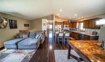 426 Creek Ave, Delano, MN 55328