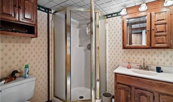 188 Jackson St, Amherst, OH 44001