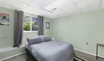 104 Conanicus Rd, Narragansett, RI 02882