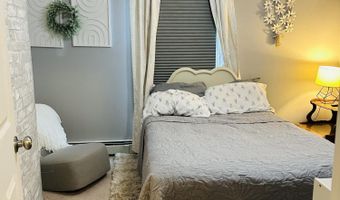 24 Merrimac St, Bangor, ME 04401