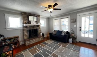 215 N Main St, Batesville, IN 47006