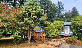 614 HASSETT St, Brookings, OR 97415