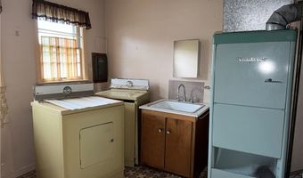 1651 W 3rd St, Ashtabula, OH 44004