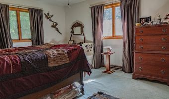 11705 J Ave, Aplington, IA 50604