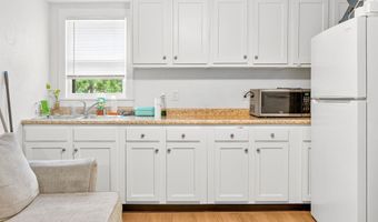 1626 N ONEIDA St, Appleton, WI 54911