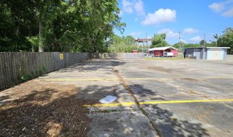 308 W Summers Dr, Abbeville, LA 70510