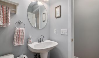 274 Woodlawn Ave, Albany, NY 12208